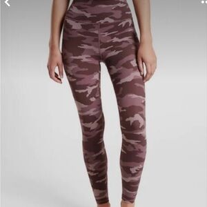 Athleta Elation Camo 7/8 Tight Size Small
